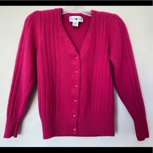 Vintage Liberty House Hawaii Lambswool Angora Rabbit Hair Sweater Fuchsia Pink